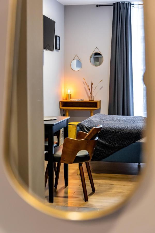 Escapade Place 11 - N2 - Centre Appartement